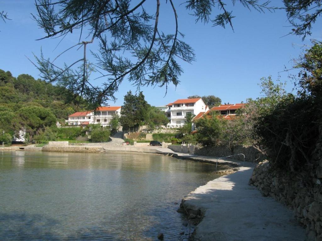 Apartment Riko - Accomodation "With" The Adriatic Sea Kampor المظهر الخارجي الصورة