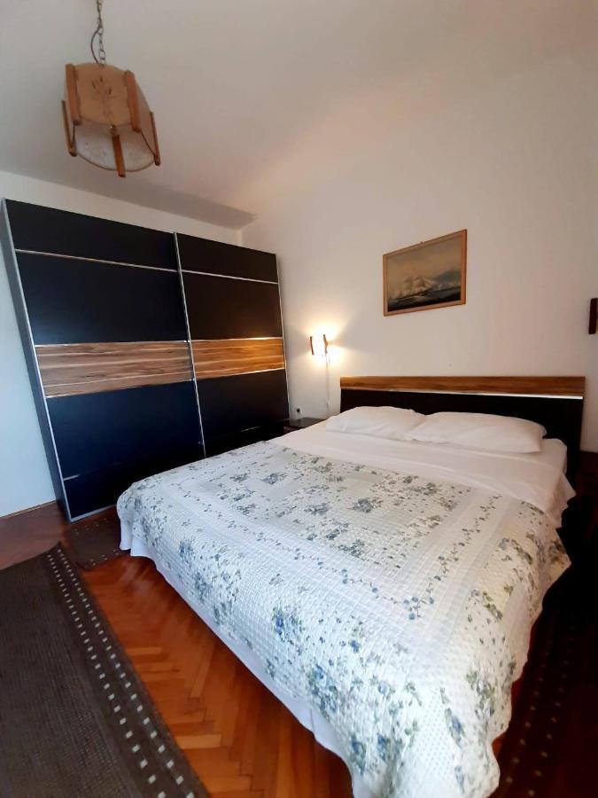 Apartment Riko - Accomodation "With" The Adriatic Sea Kampor المظهر الخارجي الصورة